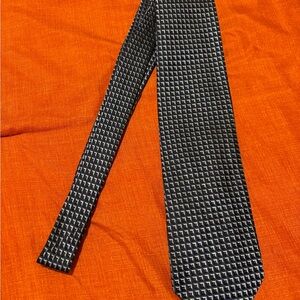 Ermenegildo Zegna Black and White Geometric Men's Tie.